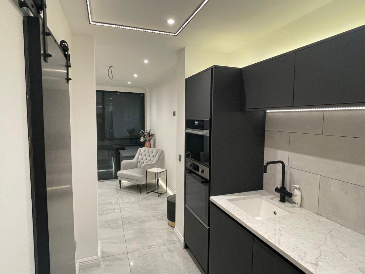 Luxury Apartment Edinburgh Centre With Steam Room Esterno foto