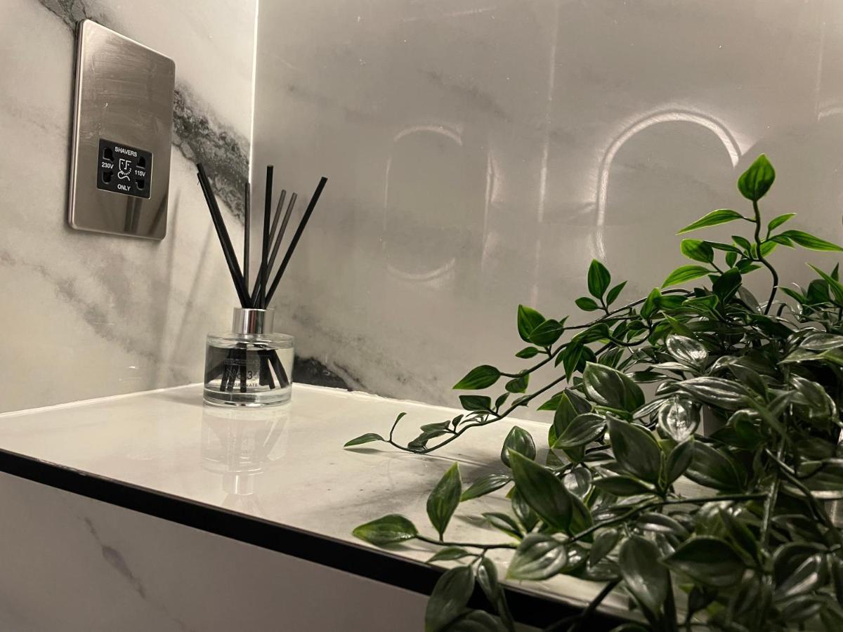 Luxury Apartment Edinburgh Centre With Steam Room Esterno foto