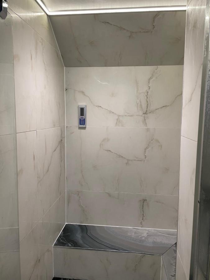 Luxury Apartment Edinburgh Centre With Steam Room Esterno foto